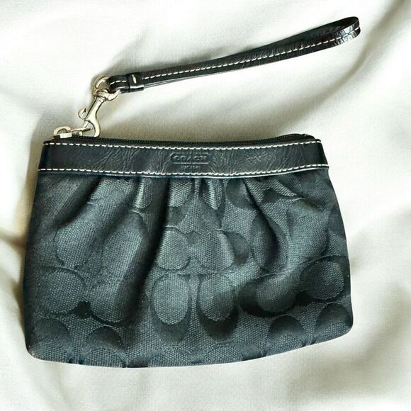 Coach Classic Black Wristlet / EUC - Picture 2 of 6